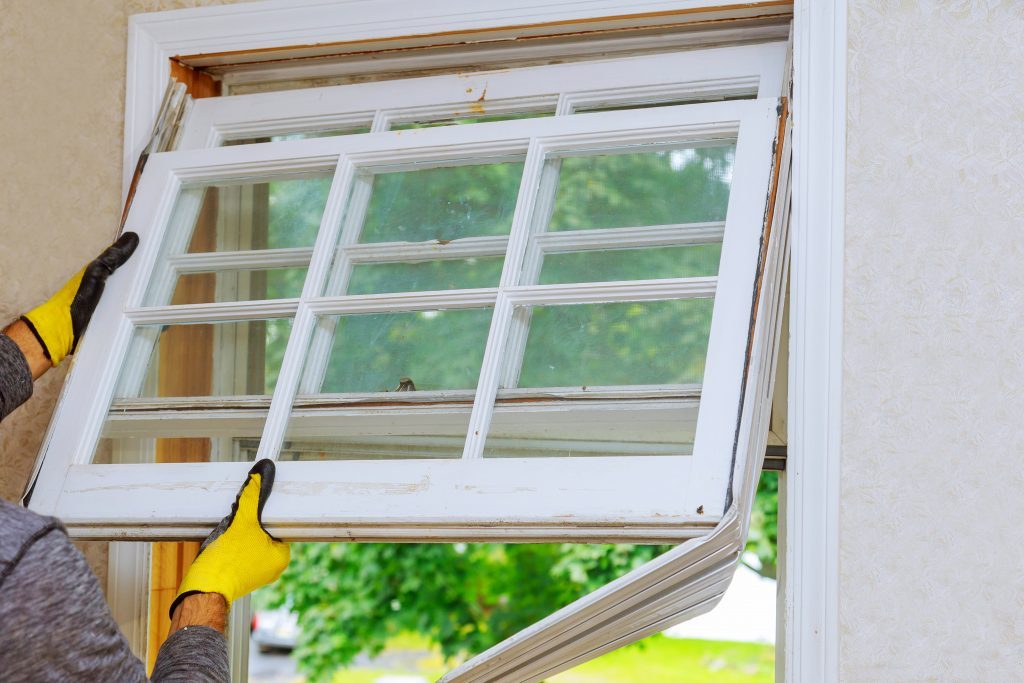 The first and the most important step which helps you to decide whether to replace or repair your windows is to effectively determine the problem. So, there are three major things which you should consider before you make any decision. 