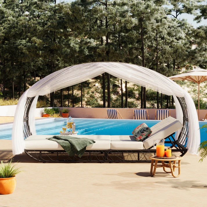 Outdoor Rattan Sun Lounger